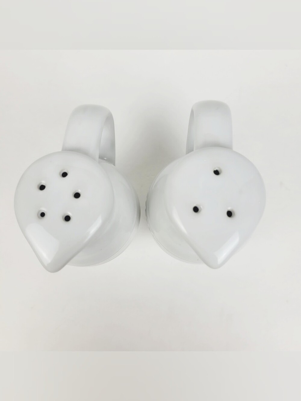 Vtg 90s~Le Creuset Stoneware Mini Pitcher Salt & Pepper Shakers~White~Unused - Picture 8 of 9